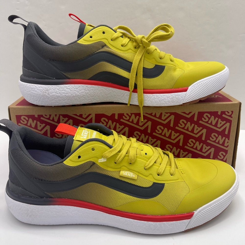Vans WMNS Mte Ultrarange Exo
Sulphur
VN000CWCD2P Sneakers - Picture 3 of 16